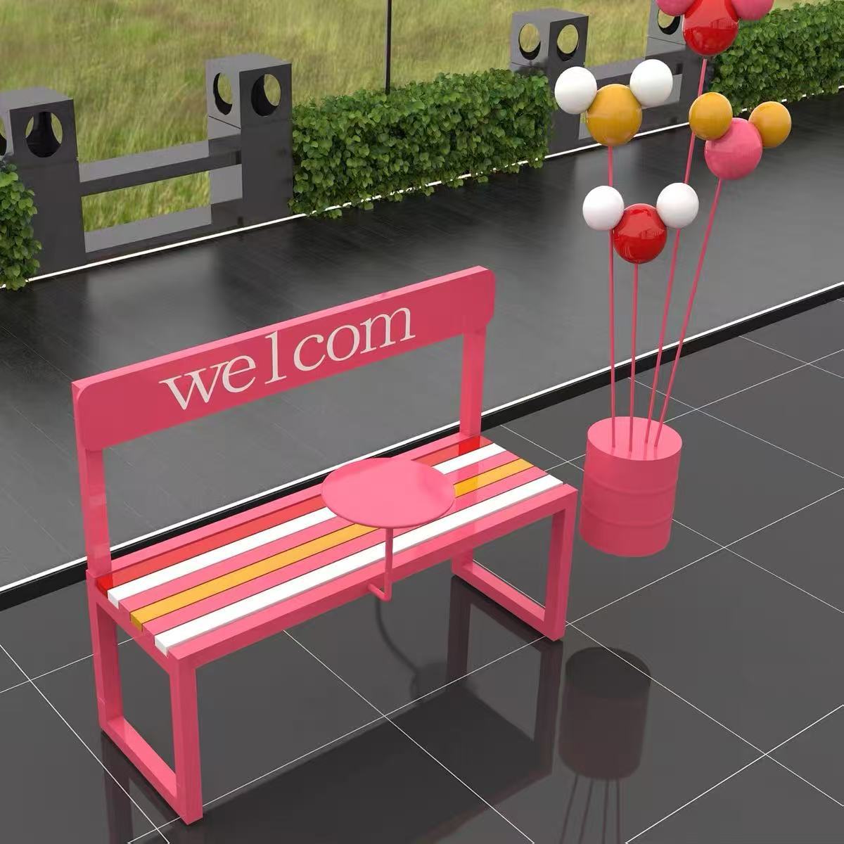Sedia arcobaleno per aree loun - Coffee Tea Lounge recensione e prezzo